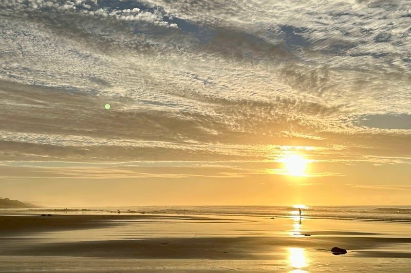 توقعات أرصادية ليوم الثلاثاء: سحب منخفضة على السواحل وزخات رعدية بالشرق والجنوب