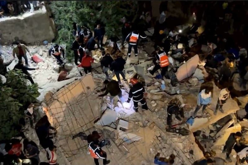 انهيار جزئي لمبنى سكني في تطوان يؤدي إلى وفاة طفلين
