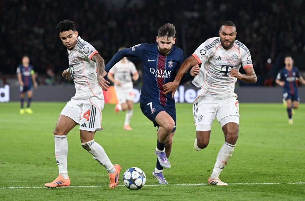مواجهة باريس سان جيرمان وبايرن ميونخ في دوري أبطال أوروبا: صراع مبكر بين العملاقين