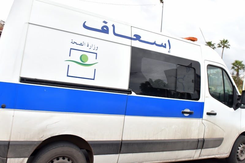وزارة الصحة تستبدل سائق إسعاف طالب مالاً لنقل حامل في برشيد