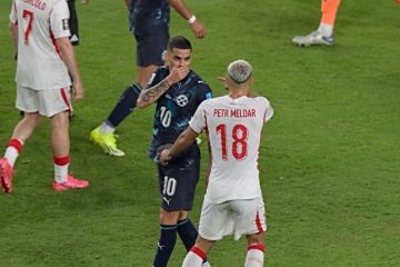 الاتحاد الأوروبي لكرة القدم يرفض تطبيق البطاقة الحمراء لتغطية الفم: تفاصيل القرار الجديد