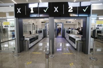 الإنتربول يسلم مواطناً هندياً للسلطات المغربية بعد توقيفه بمطار الدار البيضاء بتهمة الاحتيال المالي