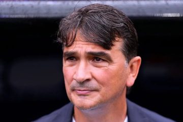 زلاتكو داليتش يودع منتخب كرواتيا بعد مسيرة حافلة بالإنجازات