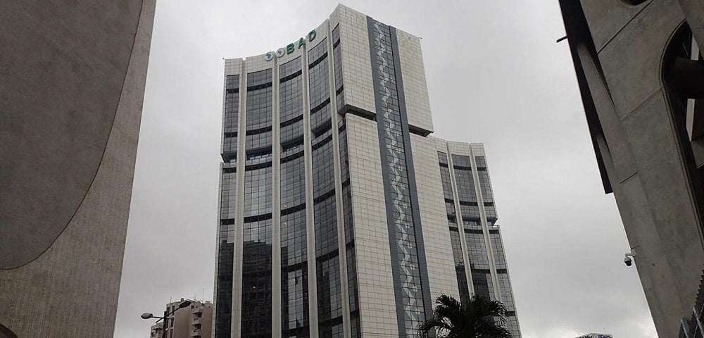 تمديد خط القطار فائق السرعة بين القنيطرة ومراكش: تمويل جديد بقيمة 205 ملايين يورو من البنك الإفريقي للتنمية